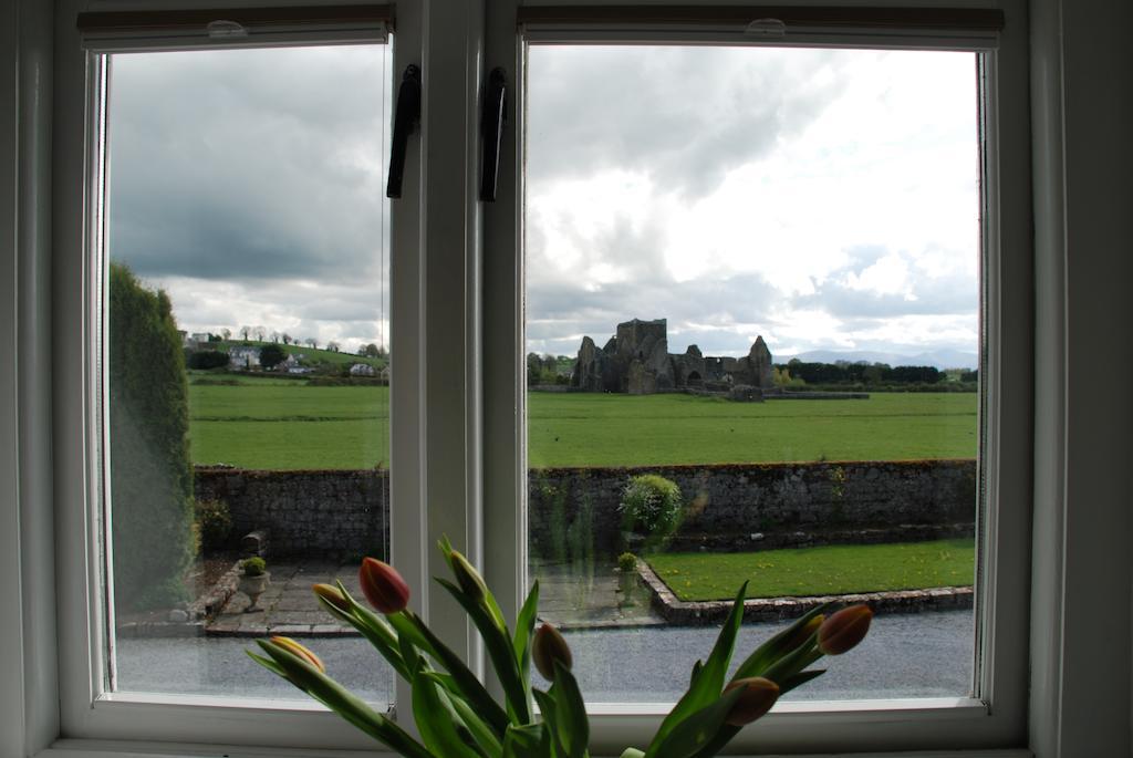 O'Briens Cashel Lodge Exterior photo